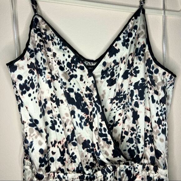 525 America Silk Patterned Jumpsuit Size Large L - Picture 6 of 12